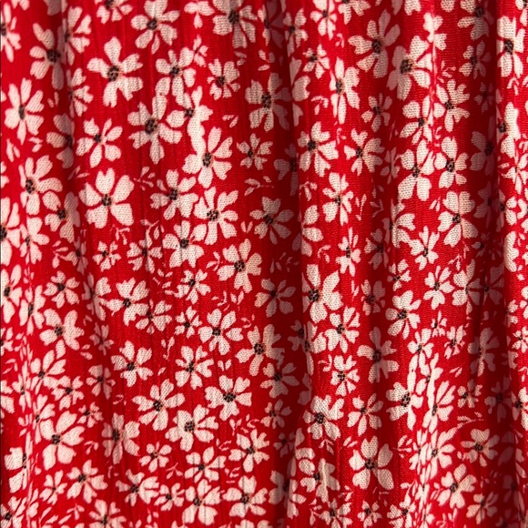 Aakaa Red and White Floral Dress - Picture 4 of 4